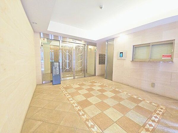 エントランスを拡大表示