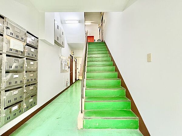 静寂な空間が保たれています。