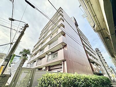 外観：明るさとぬくもりを感じる、落ち着いた佇まい。ずっと色あせない、愛情の持てる外観。