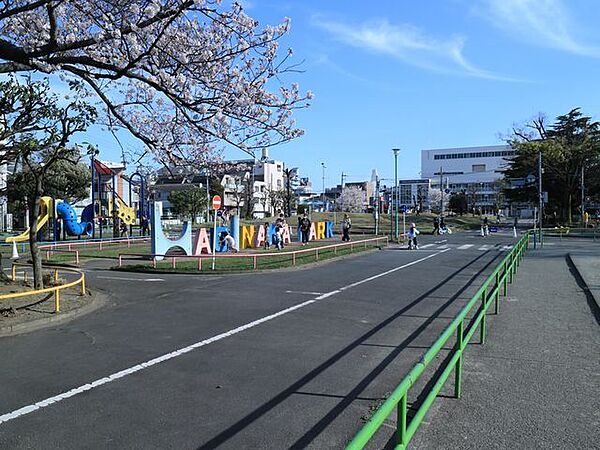 萩中公園 650m
