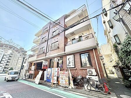 時代と共に変わりゆく街並みと、住む人の変わらない思いを融合。いつまでも誇りに思える住まいへ。