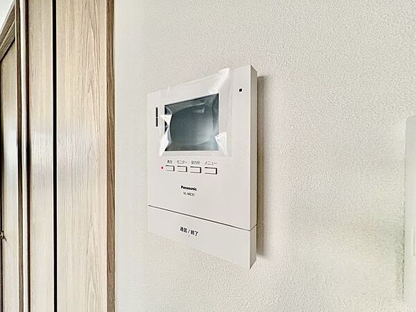 「見える安心」をカタチにしました。誰が来てもわかる様にモニター付きインターホンを設置。