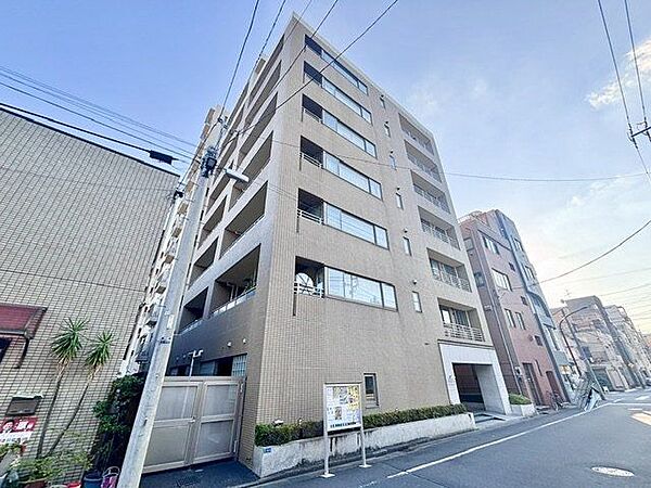 住む人がいつまでも心地良さを感じ続けられる多様な住空間を創造します。