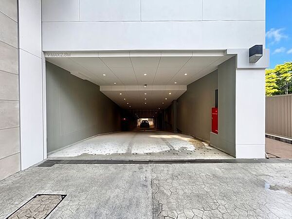敷地内駐車場。