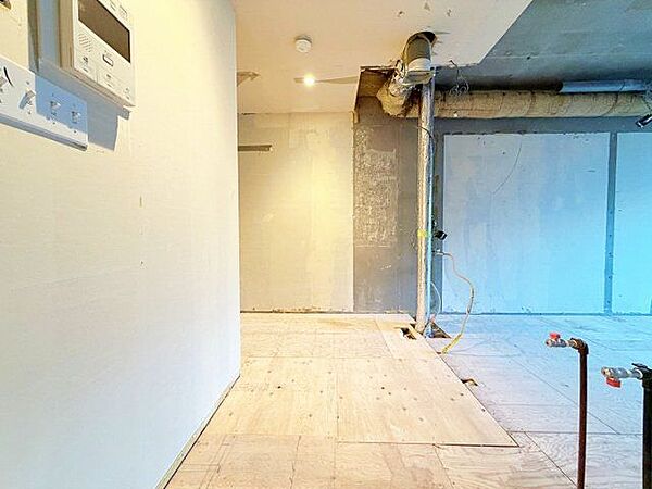 室内リノベーション中。