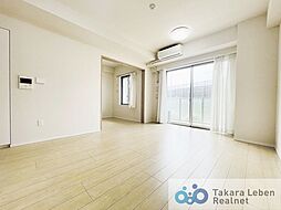 アンビシャス朝霞台 2SLDKのリビング/ダイニング