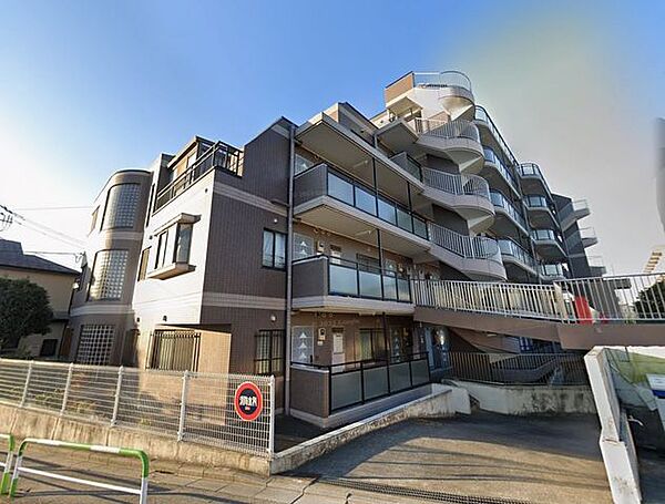 外観：311002356556