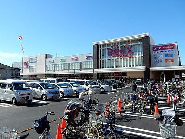 コジマ×ビックカメラベルクスモール浮間舟渡店 徒歩5分。 330m