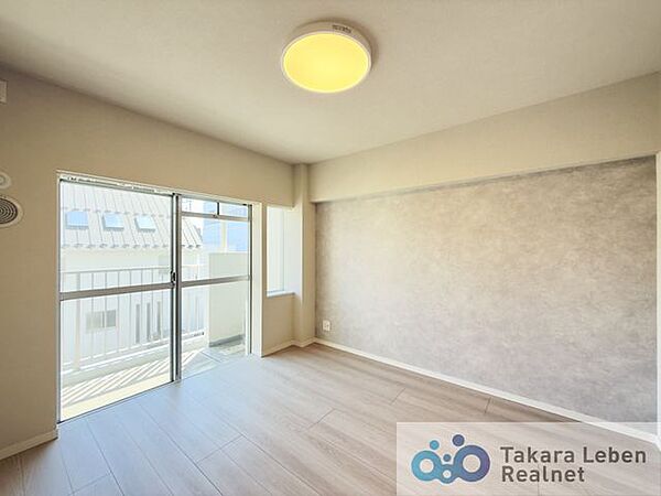 洋室1(約5.8帖)