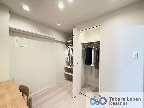 洋室2(約3.7帖)