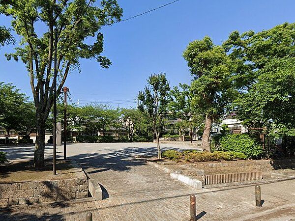 喜沢第二公園 徒歩2分。 90m