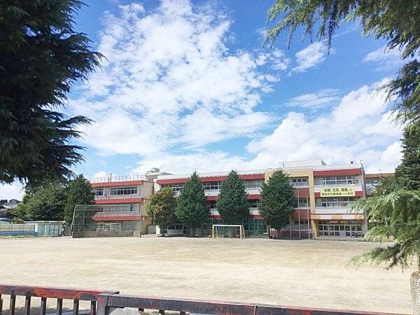 朝霞市立朝霞第一小学校 徒歩7分。 680m