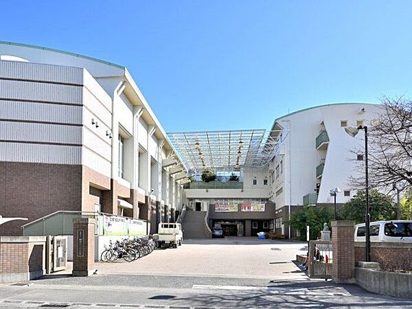 朝霞市立朝霞第一中学校 徒歩24分。 1830m