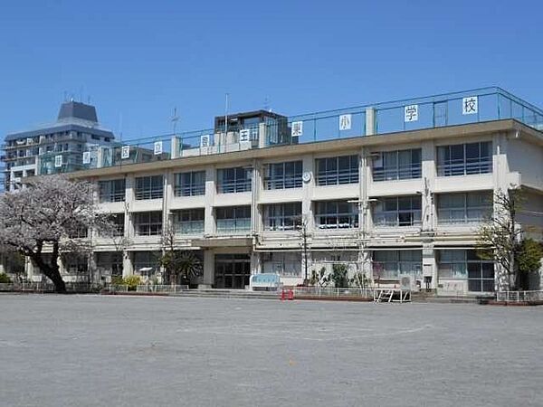 練馬区立豊玉東小学校 徒歩3分。 210m