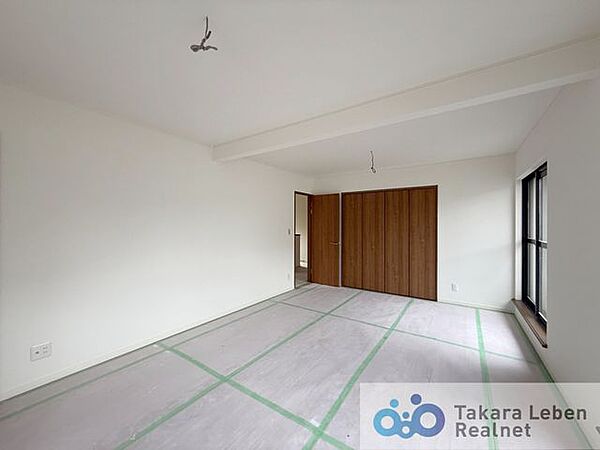 約12帖の洋室です。