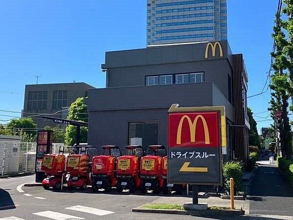 マクドナルド笹目通り高松店 徒歩4分。 320m