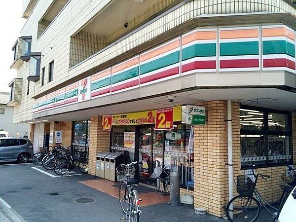 セブンイレブン戸田新曽南店 徒歩4分。 310m