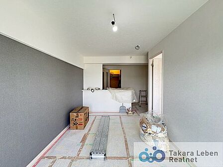 室内リフォーム工事中の内見も承っております♪お気軽にお問い合わせください。(撮影日:2026年9月22日)