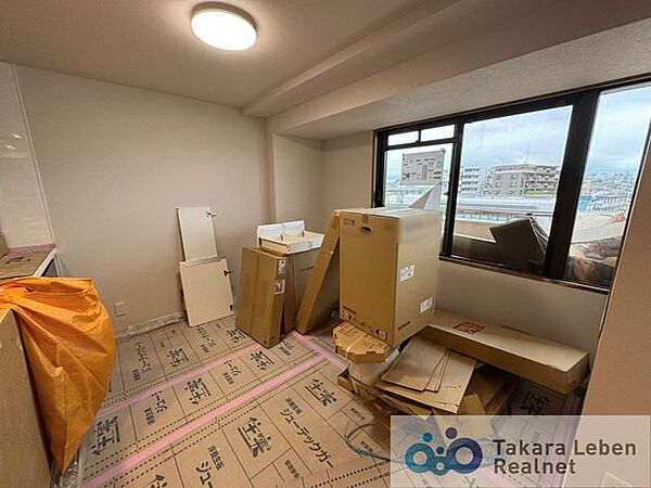 多目的に活用できる洋室は、家族構成やライフスタイルの変化にも対応。居室として幅広く使えます。