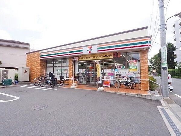 セブンイレブン練馬羽沢3丁目店 徒歩5分。 350m