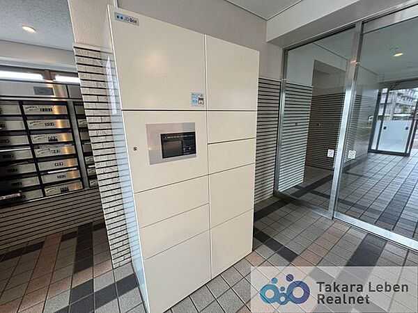 広々とした高級感溢れるエントランスが、ワンランク上の生活をお約束致します。