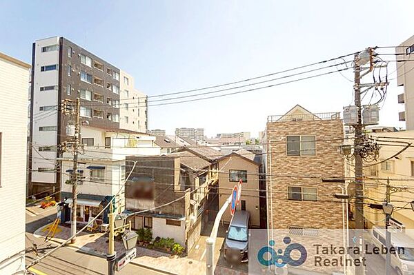 住戸からの眺望。風通しが良く、お洗濯物も早く乾きそうです。毎日のお洗濯が楽しみになりそうです。