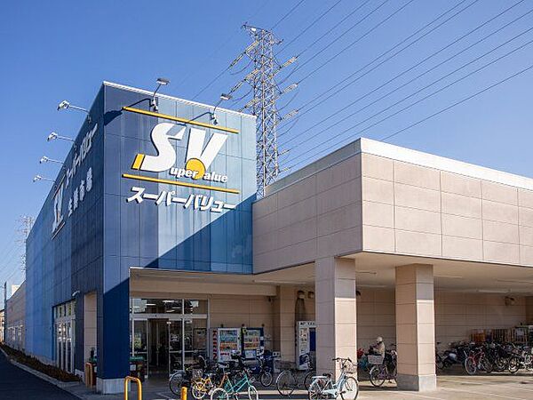 スーパーバリュー川口伊刈店 徒歩28分。 2220m