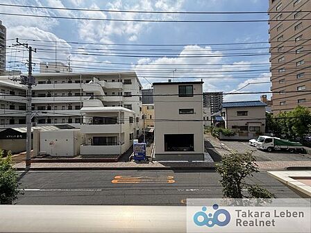 住戸からの眺望。風通しが良く、お洗濯物も早く乾きそうです。毎日のお洗濯が楽しみになりそうです。