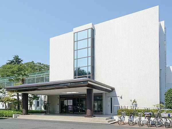 順天堂大学医学部附属順天堂越谷病院 徒歩31分。 2440m