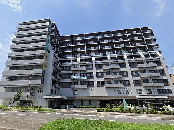 医療法人社団聖心会湖街ホスピタル 徒歩11分。 880m