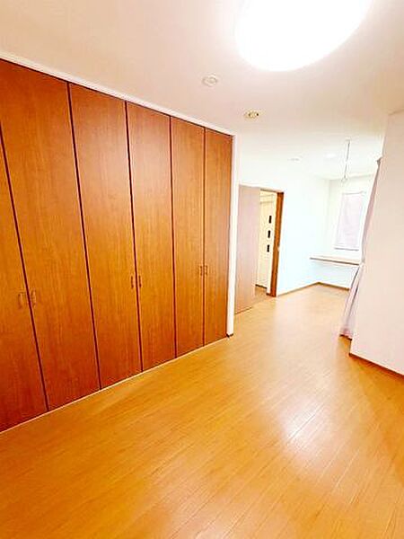 3階、洋室約8.2帖