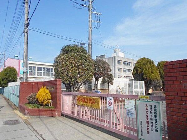 さいたま市立泰平小学校 徒歩6分。 440m