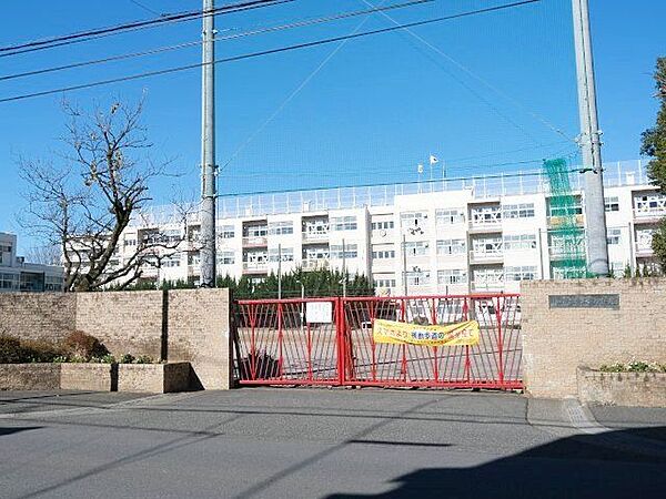 川口市立青木北小学校 徒歩2分。 160m