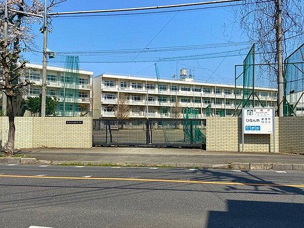 和光市立大和中学校 徒歩5分。 380m