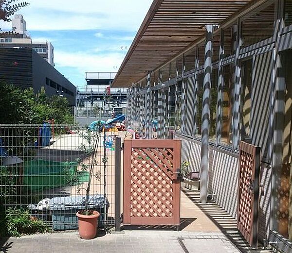 川口リボンシティ保育園 徒歩5分。 390m