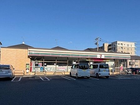 セブンイレブン川口東川口5丁目店 徒歩4分。 270m