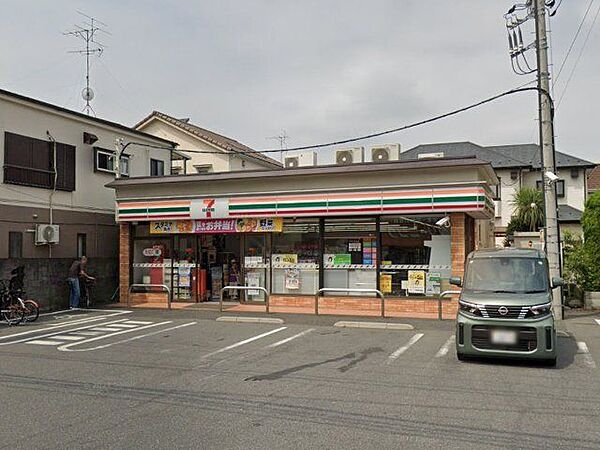 セブンイレブン川口上青木中央通り店 徒歩4分。 280m