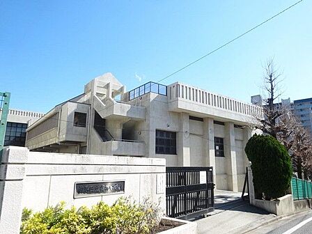 練馬区立貫井中学校 徒歩8分。 650m