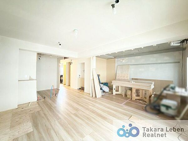 現在リフォーム工事中！綺麗な状態でお引渡し可能です♪（撮影日：2026年9月6日）