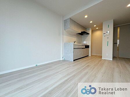 毎日のお食事やティータイム、読書やお昼寝など、なんでも受け入れてくれる自由で心地良いリビング。プライベートタイムの満足感を大きく高められる空間です。