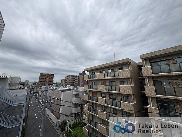 住戸からの眺望。風通しが良く、お洗濯物も早く乾きそうです。毎日のお洗濯が楽しみになりそうです。