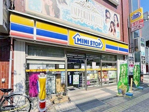 ミニストップ北浦和西口店 徒歩5分。 340m