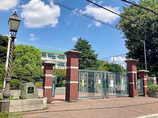 さいたま市立常盤小学校 徒歩4分。 300m