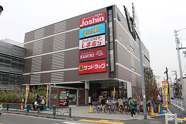 カスミフードスクエア板橋前野町店 徒歩8分。 630m