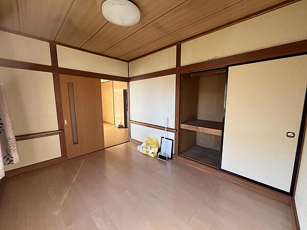 室内
