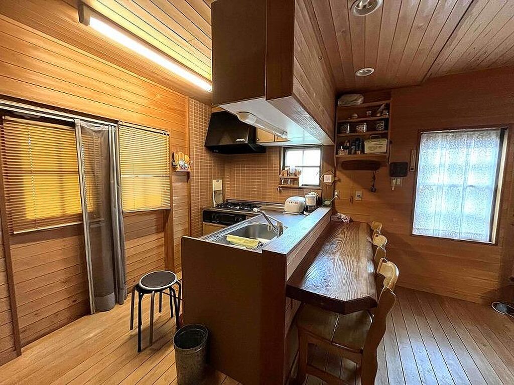 detached 鳥取県西伯郡伯耆町金屋谷