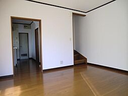 メゾネットベル D 1階2LDKのリビング/ダイニング