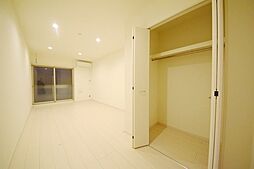 リブリ・グラン馬橋 303 3階1Kのリビング/ダイニング