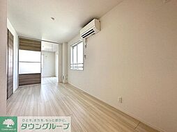 ロイヤルハイツ 301 3階1LDKのリビング/ダイニング