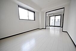 レブリアント松戸 202 2階1LDKのリビング/ダイニング